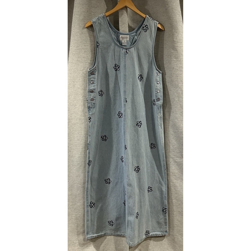 Christopher & Banks Daisy Embroidered Denim Dress Size‎ Medium